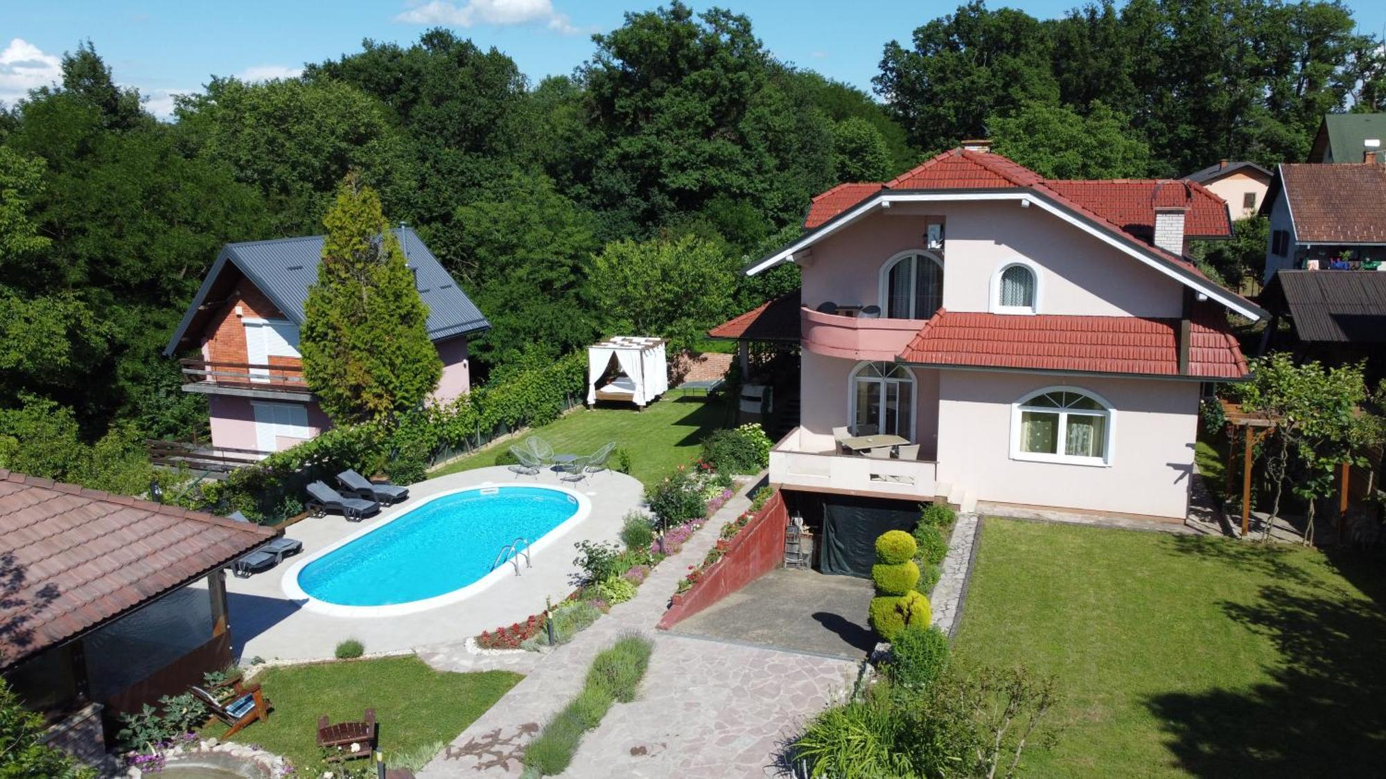 Villa Katarina With Pool Banja Luka Kültér fotó