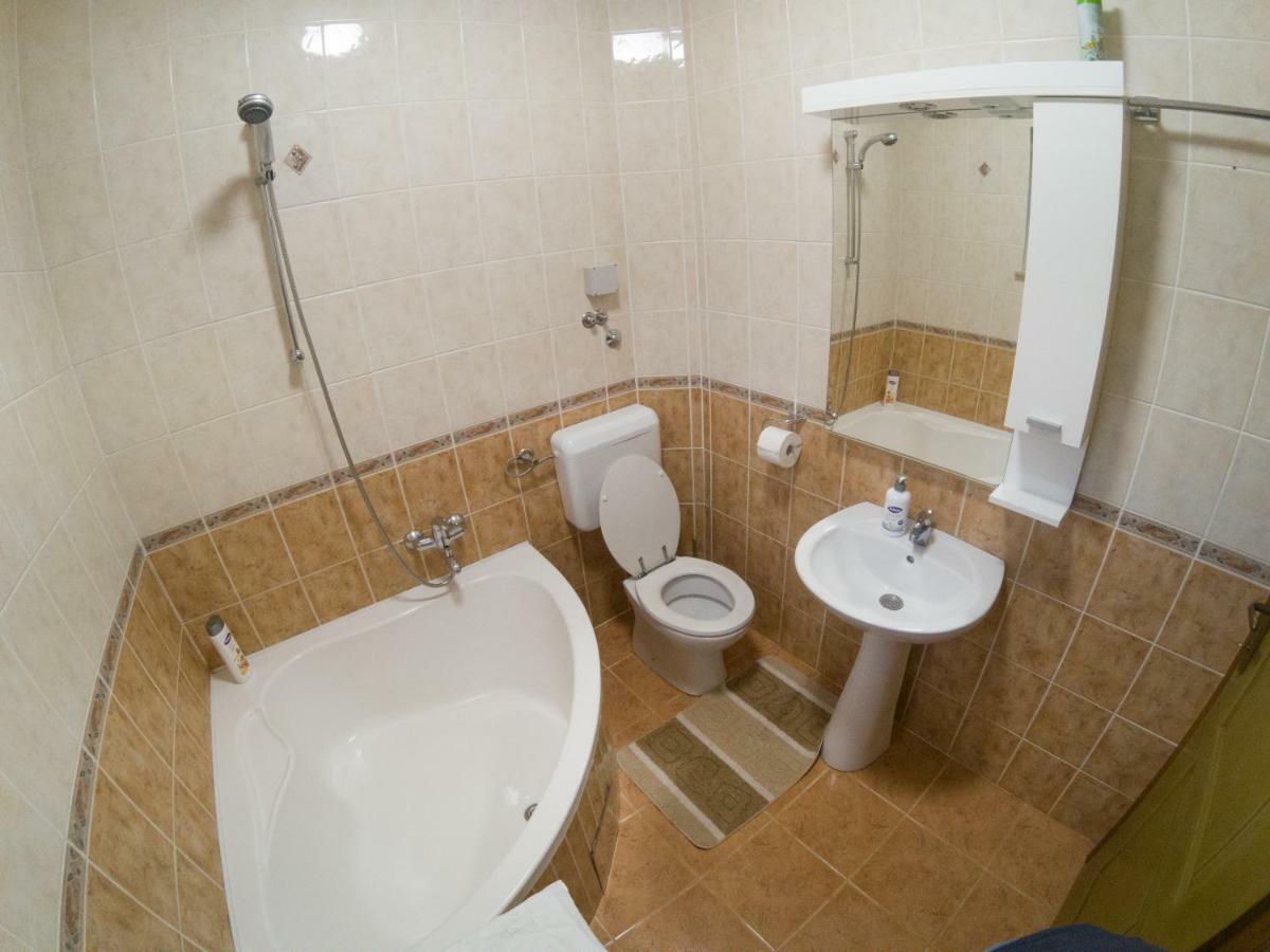 Villa Katarina With Pool Banja Luka Kültér fotó