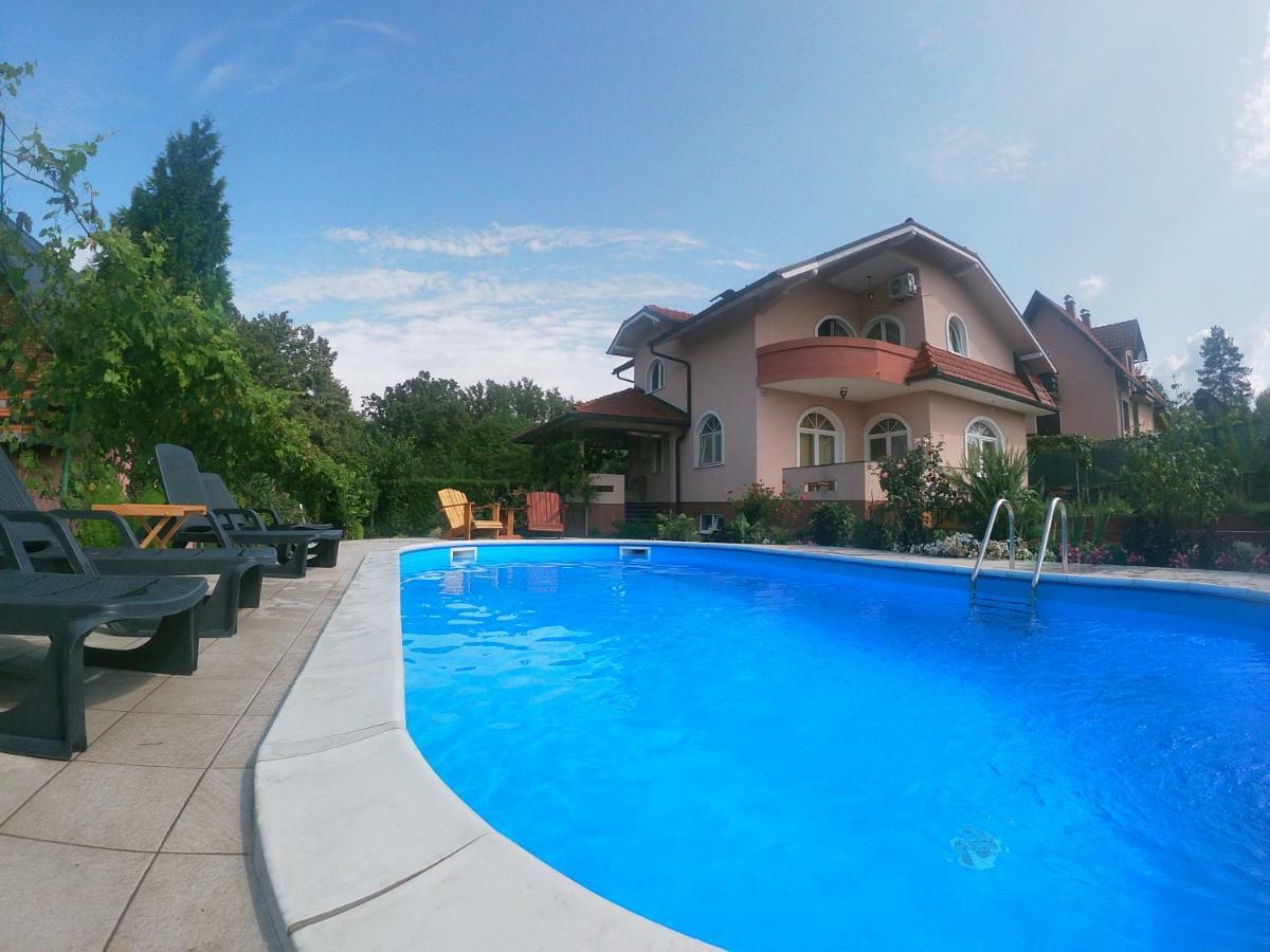 Villa Katarina With Pool Banja Luka Kültér fotó